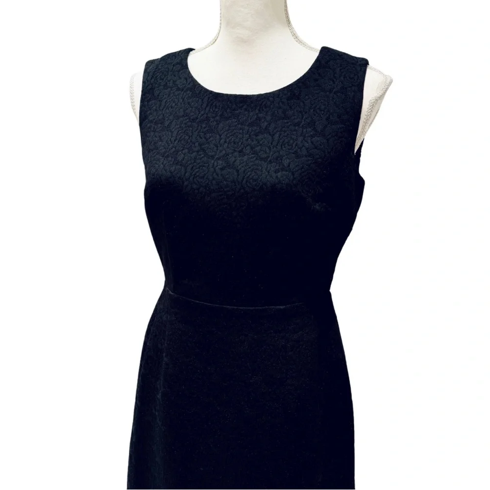 Liz Claiborne Black Floral Jacquard Fit & Flare Sleeveless Dress (2) - Picture 14 of 15